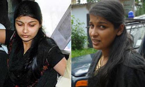 കാരണവർ വധക്കേസ് പ്രതി ഷെറിൻ പുറത്തേക്ക്: ശിക്ഷായിളവിനുള്ള ശിപാർശ അംഗീകരിച്ച് ഗവർണർ കാരണവർ വധക്കേസ് പ്രതി ഷെറിൻ പുറത്തേക്ക്: ശിക്ഷായിളവിനുള്ള ശിപാർശ അംഗീകരിച്ച് ഗവർണർ