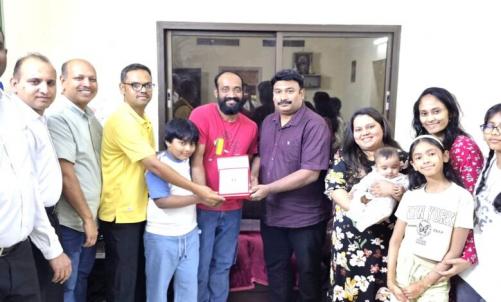 യാത്രയപ്പ് നൽകി യാത്രയപ്പ് നൽകി