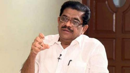 തെ​ര​ഞ്ഞെ​ടു​പ്പ് രാ​ഷ്ട്രീ​യം വി​ടു​ന്നു​വെ​ന്ന് കോ​ൺഗ്ര​സ് നേ​താ​വ് വി.എം സു​ധീ​ര​ൻ