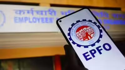 പി.എഫിൽ നിന്ന് 100ശതമാനം തുകയും പിൻവലിക്കാം; സുപ്രധാന തീരുമാനവുമായി ഇ.പി.എഫ്.ഒ പി.എഫിൽ നിന്ന് 100ശതമാനം തുകയും പിൻവലിക്കാം; സുപ്രധാന തീരുമാനവുമായി ഇ.പി.എഫ്.ഒ