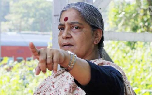 മണിപ്പൂർ കലാപം; സർക്കാരിന് എതിരെ ആരോപണം ഉന്നയിച്ച ആനി രാജയ്ക്കെതിരെ രാജ്യദ്രോഹക്കുറ്റം മണിപ്പൂർ കലാപം; സർക്കാരിന് എതിരെ ആരോപണം ഉന്നയിച്ച ആനി രാജയ്ക്കെതിരെ രാജ്യദ്രോഹക്കുറ്റം