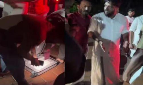 നിലമ്പൂരിലും പെട്ടിപരിശോധന; ഷാഫിയും രാഹുലും സഞ്ചരിച്ച വാഹനം തടഞ്ഞതിൽ പ്രതിഷേധം നിലമ്പൂരിലും പെട്ടിപരിശോധന; ഷാഫിയും രാഹുലും സഞ്ചരിച്ച വാഹനം തടഞ്ഞതിൽ പ്രതിഷേധം