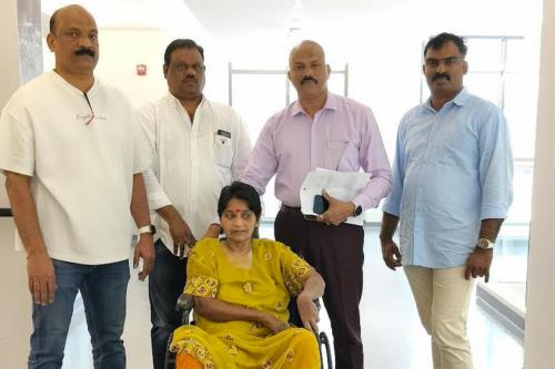 ബഹ്‌റൈനിലെ വാഹനാപകടത്തിൽ പരിക്കേറ്റ ആന്ധ്രാ സ്വദേശിനി മാസങ്ങളുടെ ചികിത്സയ്ക്ക് ശേഷം നാട്ടിലേക്ക് മടങ്ങി