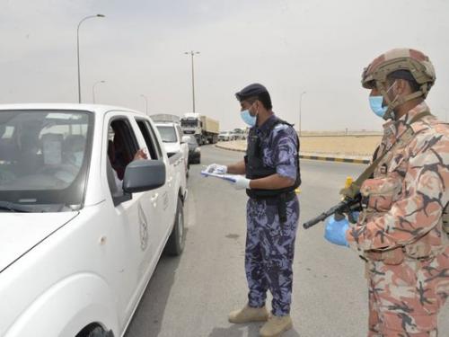 ഒമാനിൽ അടുത്ത മാസം മുതൽ‍ പൊതുസ്ഥലങ്ങളിലെ പ്രവേശനം വാക്സിനെടുത്തവർ‍ക്ക് മാത്രം
