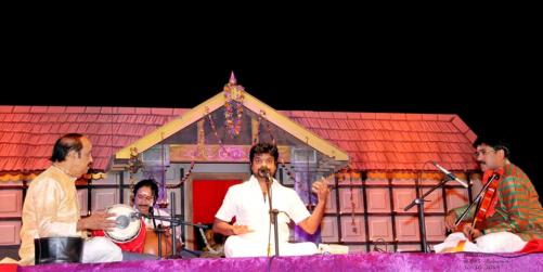 അപൂർവ്വരാഗങ്ങളിൽ ആനന്ദമഴ പെയ്യിച്ച് കുന്നക്കുടി ബാലമുരളീകൃഷ്ണ 