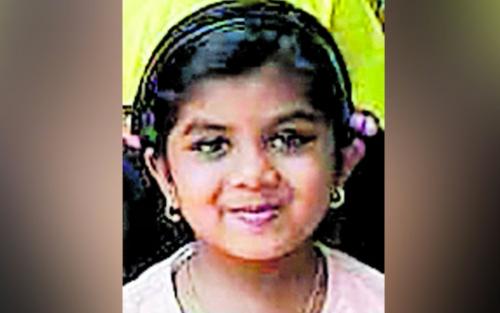 മസ്കത്തിൽ ആറുവയസ്സുകാരി കാറപകടത്തിൽ മരിച്ചു മസ്കത്തിൽ ആറുവയസ്സുകാരി കാറപകടത്തിൽ മരിച്ചു