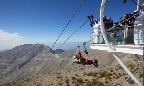 ലോ­കത്തെ­ ഏറ്റവും ദൈ­ർഘ്യമു­ള്ള സിപ് ലൈൻ റാ­സൽഖൈ­മയി­ൽ