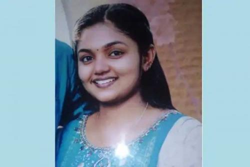 ആലപ്പുഴ വള്ളികുന്നത്ത് 19 വയസ്സുള്ള പെൺകുട്ടിയെ ആത്മഹത്യ ചെയ്ത നിലയിൽ കണ്ടെത്തി