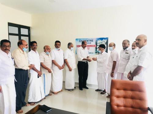 തിരുവനന്തപുരം സി.എച്ച് സെന്ററിന് ബഹ്റൈൻ സി.എച്ച് സെന്റര് ചാപ്റ്റര് നവീകരണ ഫണ്ട് കൈമാറി തിരുവനന്തപുരം സി.എച്ച് സെന്ററിന് ബഹ്റൈൻ സി.എച്ച് സെന്റര് ചാപ്റ്റര് നവീകരണ ഫണ്ട് കൈമാറി
