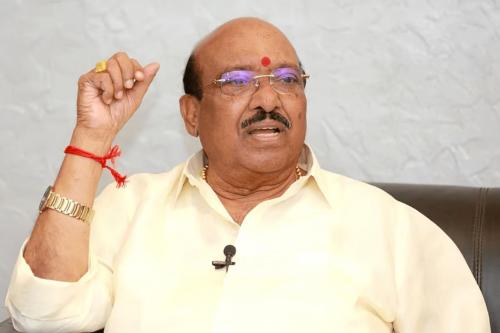പിണറായിയെ മാത്രം ക്രൂശിക്കുന്നത് നീതികേട്; തെരഞ്ഞെടുപ്പ് തോൽവിയിൽ സിപിഎമ്മിനെതിരേ വെള്ളാപ്പള്ളി നടേശൻ