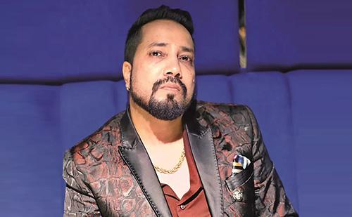 ബോളിവുഡ് ഗായകൻ മികാ സിംഗിനെ ഇന്ത്യ ബഹിഷ്‌ക്കരിച്ചതെന്തിന്?