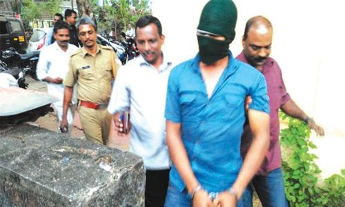 വ്യാപാരിയെ വെട്ടിയ കേസ്: മുഖ്യ സൂത്രധാരന് അറസ്റ്റിൽ വ്യാപാരിയെ വെട്ടിയ കേസ്: മുഖ്യ സൂത്രധാരന് അറസ്റ്റിൽ