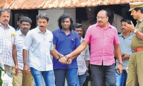 നന്ദന്കോട് കൂട്ടക്കൊല: പ്രതി കേദല് കുറ്റക്കാരനെന്ന് കോടതി; ശിക്ഷാവിധി നാളെ നന്ദന്കോട് കൂട്ടക്കൊല: പ്രതി കേദല് കുറ്റക്കാരനെന്ന് കോടതി; ശിക്ഷാവിധി നാളെ