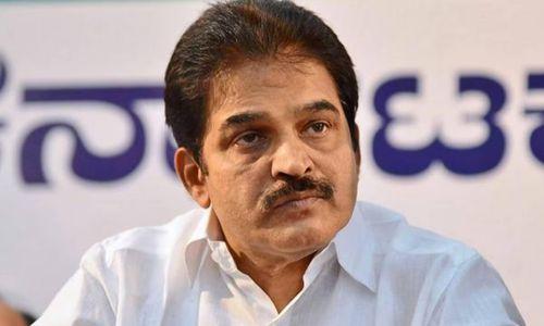 ആലപ്പുഴയില് മത്സരിക്കാൻ സംസ്ഥാന നേതൃത്വത്തെ സന്നദ്ധത അറിയിച്ച് കെ.സി.വേണുഗോപാല് ആലപ്പുഴയില് മത്സരിക്കാൻ സംസ്ഥാന നേതൃത്വത്തെ സന്നദ്ധത അറിയിച്ച് കെ.സി.വേണുഗോപാല്