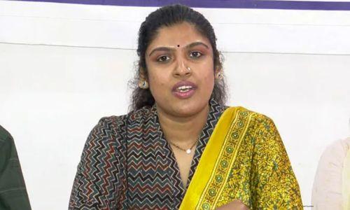 ക്യാപിറ്റൽ പണിഷ്മെന്റ് എന്ന വാക്ക് ആരും പറഞ്ഞിട്ടില്ല; സുരേഷ് കുറുപ്പിനെതിരെ ചിന്താ ജെറോം ക്യാപിറ്റൽ പണിഷ്മെന്റ് എന്ന വാക്ക് ആരും പറഞ്ഞിട്ടില്ല; സുരേഷ് കുറുപ്പിനെതിരെ ചിന്താ ജെറോം