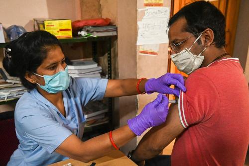 പുതുച്ചേരിയിൽ കോവിഡ് വാക്സിൻ നിർബന്ധമാക്കി ഉത്തരവിറക്കി പുതുച്ചേരിയിൽ കോവിഡ് വാക്സിൻ നിർബന്ധമാക്കി ഉത്തരവിറക്കി