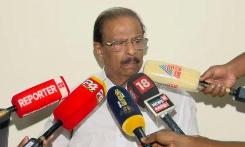 മുറിക്കകത്ത് പൊലീസുകാരെ പൂട്ടിയിടണമായിരുന്നു ; കെ സുധാകരൻ മുറിക്കകത്ത് പൊലീസുകാരെ പൂട്ടിയിടണമായിരുന്നു ; കെ സുധാകരൻ