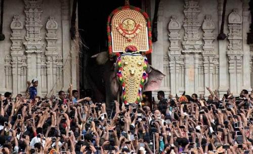 കൊവിഡ്; ഈ വർഷം തൃശൂർ പൂരം ഇല്ല കൊവിഡ്; ഈ വർഷം തൃശൂർ പൂരം ഇല്ല