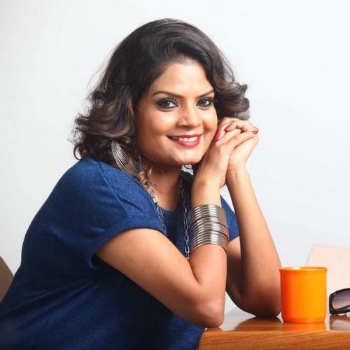 നടിയും അവതാരകയുമായ സുബി സുരേഷ് അന്തരിച്ചു നടിയും അവതാരകയുമായ സുബി സുരേഷ് അന്തരിച്ചു