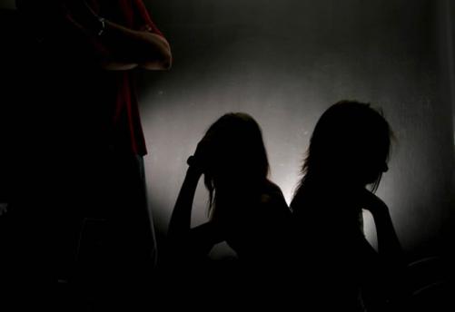 കുട്ടിക്കടത്ത്; മലപ്പുറത്തെ സ്വകാര്യ വിദ്യാഭ്യാസ സ്ഥാപനങ്ങളിലേക്ക് എത്തിച്ച 12 കുട്ടികളെ രക്ഷപ്പെടുത്തി കുട്ടിക്കടത്ത്; മലപ്പുറത്തെ സ്വകാര്യ വിദ്യാഭ്യാസ സ്ഥാപനങ്ങളിലേക്ക് എത്തിച്ച 12 കുട്ടികളെ രക്ഷപ്പെടുത്തി