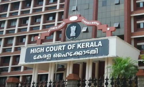 പോപ്പുലർ ഫ്രണ്ട് പ്രവർത്തകരുടെ സ്വത്ത് കണ്ടുകെട്ടുന്നതിൽ വീഴ്ച്ച; ഹൈക്കോടതിയോട് മാപ്പ് പറഞ്ഞ് സർക്കാർ പോപ്പുലർ ഫ്രണ്ട് പ്രവർത്തകരുടെ സ്വത്ത് കണ്ടുകെട്ടുന്നതിൽ വീഴ്ച്ച; ഹൈക്കോടതിയോട് മാപ്പ് പറഞ്ഞ് സർക്കാർ