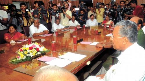 ശബരിമല, പൗരത്വനിയമ കേസുകള് പിന്വലിക്കാൻ സർക്കാർ തീരുമാനം ശബരിമല, പൗരത്വനിയമ കേസുകള് പിന്വലിക്കാൻ സർക്കാർ തീരുമാനം