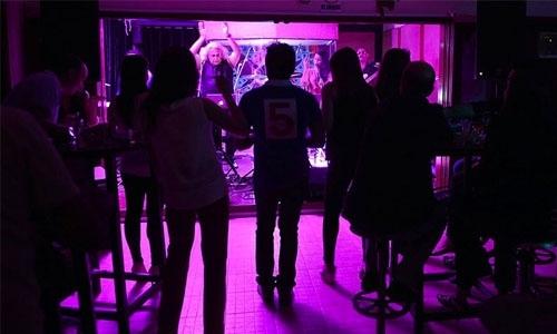 നൈറ്റ് ക്ലബ് അടച്ചുപൂട്ടി