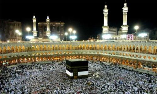 ഉംറ സീ­സൺ : വി­ദേ­ശ തീ­ർ­ത്ഥാ­ടകർ­ക്ക് വി­സ അനു­വദി­ക്കു­ന്നത് വെ­ള്ളി­യാ­ഴ്ച നി­ർ­ത്തും