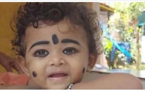 ശ്വാസനാളത്തില് വണ്ട് കുടുങ്ങി ഒരു വയസുകാരന് ദാരുണാന്ത്യം ശ്വാസനാളത്തില് വണ്ട് കുടുങ്ങി ഒരു വയസുകാരന് ദാരുണാന്ത്യം