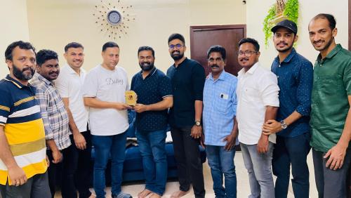 അർഷാദ് അഹ്മദിനെ ആദരിച്ചു അർഷാദ് അഹ്മദിനെ ആദരിച്ചു