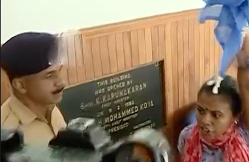 സെക്രട്ടേറിയറ്റിനകത്ത് കെഎസ്‍യു വനിതാ പ്രവർ‍ത്തകരുടെ പ്രതിഷേധം