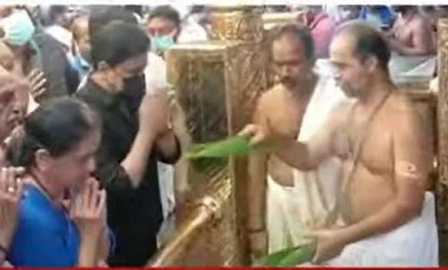 വിവാദങ്ങൾ‍ക്ക് അവധി നൽ‍കി ദിലീപ് ശബരിമലയിൽ‍