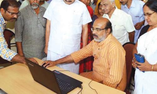 ഇലക്ട്രോ­ണി­ക്സ് നി­ർ­മ്മാ­ണ ഉൽ­പ്പന്നങ്ങളെ­ പ്രോ­ത്സാ­ഹി­പ്പി­ച്ച് കേ­രളം