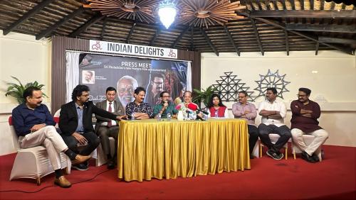 ഇടത്തൊടി ഫിലിംസിന്റെ 'ഡബിൾ ഫീച്ചർ' പ്രദർശനത്തിന് ഒരുങ്ങി; പ്രശസ്ത സംവിധായകൻ തുളസീദാസ് മുഖ്യാതിഥി ഇടത്തൊടി ഫിലിംസിന്റെ 'ഡബിൾ ഫീച്ചർ' പ്രദർശനത്തിന് ഒരുങ്ങി; പ്രശസ്ത സംവിധായകൻ തുളസീദാസ് മുഖ്യാതിഥി