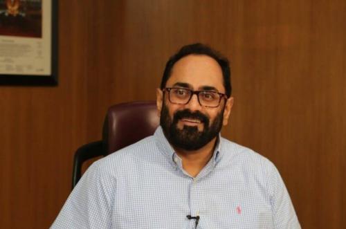 കിറ്റെക്സ് ഗ്രൂപ്പിനെ കർണാടത്തിലേക്ക് ക്ഷണിച്ച് കേന്ദ്രമന്ത്രി കിറ്റെക്സ് ഗ്രൂപ്പിനെ കർണാടത്തിലേക്ക് ക്ഷണിച്ച് കേന്ദ്രമന്ത്രി