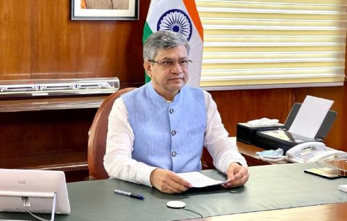 സിൽ‍വർ‍ലൈന് അംഗീകാരം നൽ‍കിയിട്ടില്ലെന്ന് റെയിൽ‍വേ മന്ത്രി