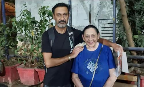 ഞാൻ ജീവിച്ചിരിപ്പുണ്ട്: വ്യാജ മരണവാര്ത്തയോട് പ്രതികരിച്ച് നടി വീണാ കപൂര് ഞാൻ ജീവിച്ചിരിപ്പുണ്ട്: വ്യാജ മരണവാര്ത്തയോട് പ്രതികരിച്ച് നടി വീണാ കപൂര്
