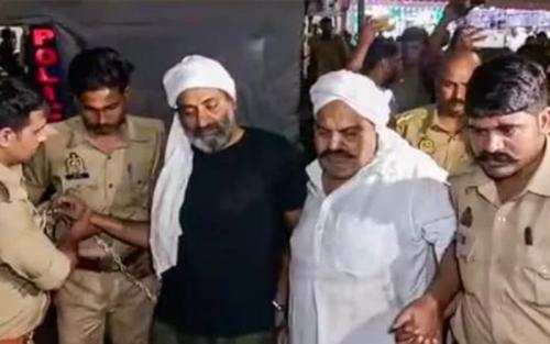 ആതിഖിന്റെയും സഹോദരന്റെയും കൊല; യു പി സർക്കാർ ജുഡീഷൽ അന്വേഷണം പ്രഖ്യാപിച്ചു ആതിഖിന്റെയും സഹോദരന്റെയും കൊല; യു പി സർക്കാർ ജുഡീഷൽ അന്വേഷണം പ്രഖ്യാപിച്ചു