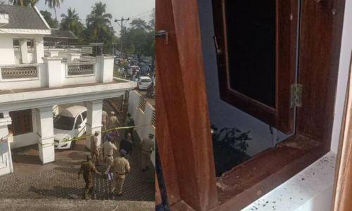 കണ്ണൂരിലെ വൻ കവര്ച്ച: മോഷണം നടത്തിയത് ലോക്കര് ഉള്ള സ്ഥലവും താക്കോല് എവിടെയെന്നും കൃത്യമായി മനസിലാക്കിയവരെന്ന് ബന്ധു കണ്ണൂരിലെ വൻ കവര്ച്ച: മോഷണം നടത്തിയത് ലോക്കര് ഉള്ള സ്ഥലവും താക്കോല് എവിടെയെന്നും കൃത്യമായി മനസിലാക്കിയവരെന്ന് ബന്ധു