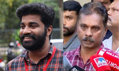 ആര്ഷോക്കെതിരെ കേസെടുക്കണം, മാവോയിസ്റ്റ് ട്രെയിനിംഗ് കിട്ടിയ തീവ്രവാദികളാണ് എസ്എഫ്ഐ: സിദ്ധാർത്ഥന്റെ പിതാവ് ആര്ഷോക്കെതിരെ കേസെടുക്കണം, മാവോയിസ്റ്റ് ട്രെയിനിംഗ് കിട്ടിയ തീവ്രവാദികളാണ് എസ്എഫ്ഐ: സിദ്ധാർത്ഥന്റെ പിതാവ്