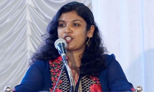 കേരള യുവജന കമ്മീഷൻ ചെയർപേഴ്സൺ ചിന്ത ജെറോമിന്റെ ശമ്പളം ഒരു ലക്ഷമാക്കി ഉയർത്തി കേരള യുവജന കമ്മീഷൻ ചെയർപേഴ്സൺ ചിന്ത ജെറോമിന്റെ ശമ്പളം ഒരു ലക്ഷമാക്കി ഉയർത്തി