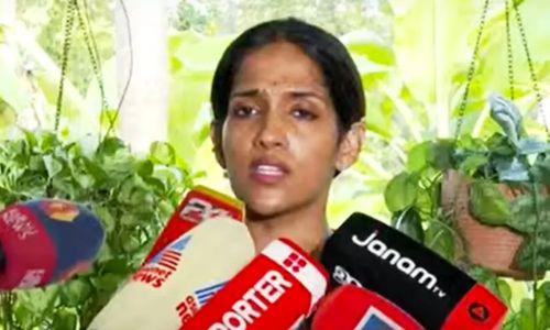 ഓപ്പറേഷന് സിന്ദൂര്: അമ്മയുടെ സിന്ദൂരം മായ്ച്ച തീവ്രവാദത്തിനുള്ള മറുപടി: രാമചന്ദ്രന്റെ മകൾ ആരതി ഓപ്പറേഷന് സിന്ദൂര്: അമ്മയുടെ സിന്ദൂരം മായ്ച്ച തീവ്രവാദത്തിനുള്ള മറുപടി: രാമചന്ദ്രന്റെ മകൾ ആരതി