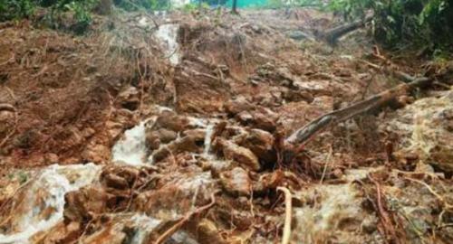 വയനാട്ടിലെ കുറിച്യർ മലയിൽ വീണ്ടും ഉരുൾപൊട്ടൽ