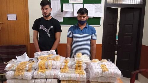 കോഴിക്കോട് ട്രെയിനിൽ കടത്താൻ ശ്രമിച്ച പതിമൂന്നര കോടിയുടെ സ്വര്‍ണം പിടികൂടി