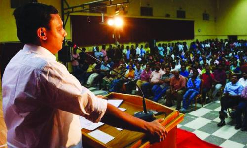 ബദൽ രാ­ഷ്ട്രീ­യത്തിന് കു­റു­ക്ക് വഴി­കളി­ല്ല : മു­ഹമ്മദ് റി­യാ­സ്