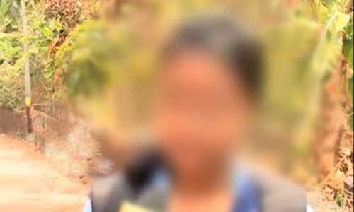 എച്ച്.ഐ.വി പോസിറ്റീവ് ആയ വിദ്യാര്ത്ഥിനിയെ ദത്തെടുക്കാന് കോളേജ് മാനേജ്മെന്റ് എച്ച്.ഐ.വി പോസിറ്റീവ് ആയ വിദ്യാര്ത്ഥിനിയെ ദത്തെടുക്കാന് കോളേജ് മാനേജ്മെന്റ്