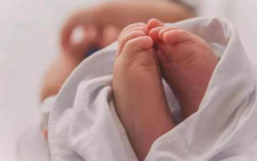 ബക്കറ്റിലെ വെള്ളത്തിൽ മുങ്ങി രണ്ടുവയസുകാരന് ദാരുണാന്ത്യം ബക്കറ്റിലെ വെള്ളത്തിൽ മുങ്ങി രണ്ടുവയസുകാരന് ദാരുണാന്ത്യം