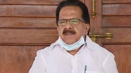 സ്ത്രീ വിരുദ്ധ പരാമർശം; ഖേദം പ്രകടിപ്പിച്ച് രമേശ് ചെന്നിത്തല സ്ത്രീ വിരുദ്ധ പരാമർശം; ഖേദം പ്രകടിപ്പിച്ച് രമേശ് ചെന്നിത്തല