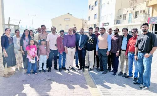 തൊഴിലാളികൾക്കൊപ്പം പുതുവർഷം ആഘോഷിച്ച് എം.എം ടീം മലയാളി മനസ്സ്