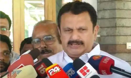12 കാരൻ ഫോൺ വിളിച്ചപ്പോൾ പേടിച്ചുപോയ ഇരട്ടച്ചങ്കനാണ് മുഖ്യമന്ത്രി; പട്ടി പരാമർശം ഗൗരവമാക്കേണ്ടതില്ലെന്ന് കെ മുരളീധരൻ 12 കാരൻ ഫോൺ വിളിച്ചപ്പോൾ പേടിച്ചുപോയ ഇരട്ടച്ചങ്കനാണ് മുഖ്യമന്ത്രി; പട്ടി പരാമർശം ഗൗരവമാക്കേണ്ടതില്ലെന്ന് കെ മുരളീധരൻ
